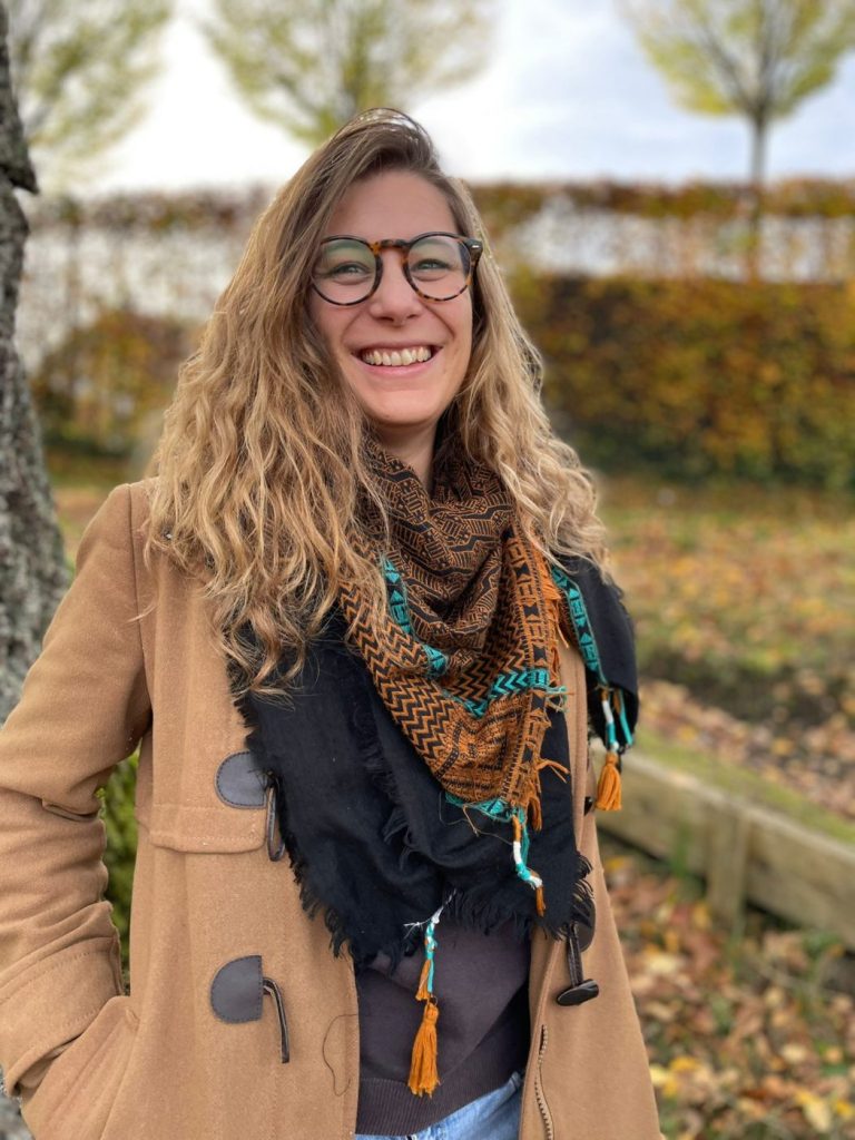 emelyne - : Nuestro equipo