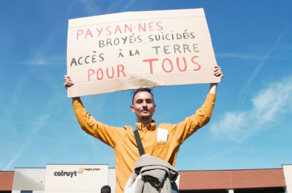 278387569 3138912319712904 3020307370258242416 n 600x397 1 - : La mainmise de la grande distribution sur les terres agricoles