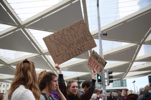 8S2A2721 600x400 1 - : 30 000 citoyens réunis pour le climat