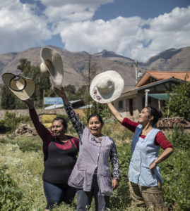 221125PAP124.jpg scaled e1720800553404 - : Humundi celebra 60 años de acción y solidaridad