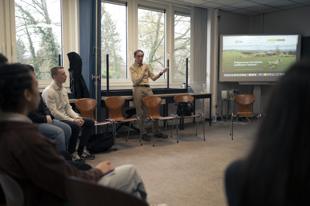 Journee Jagros Brieuc Van Elst 210 - : 480 étudiants en agronomie un monde plus juste et plus durable